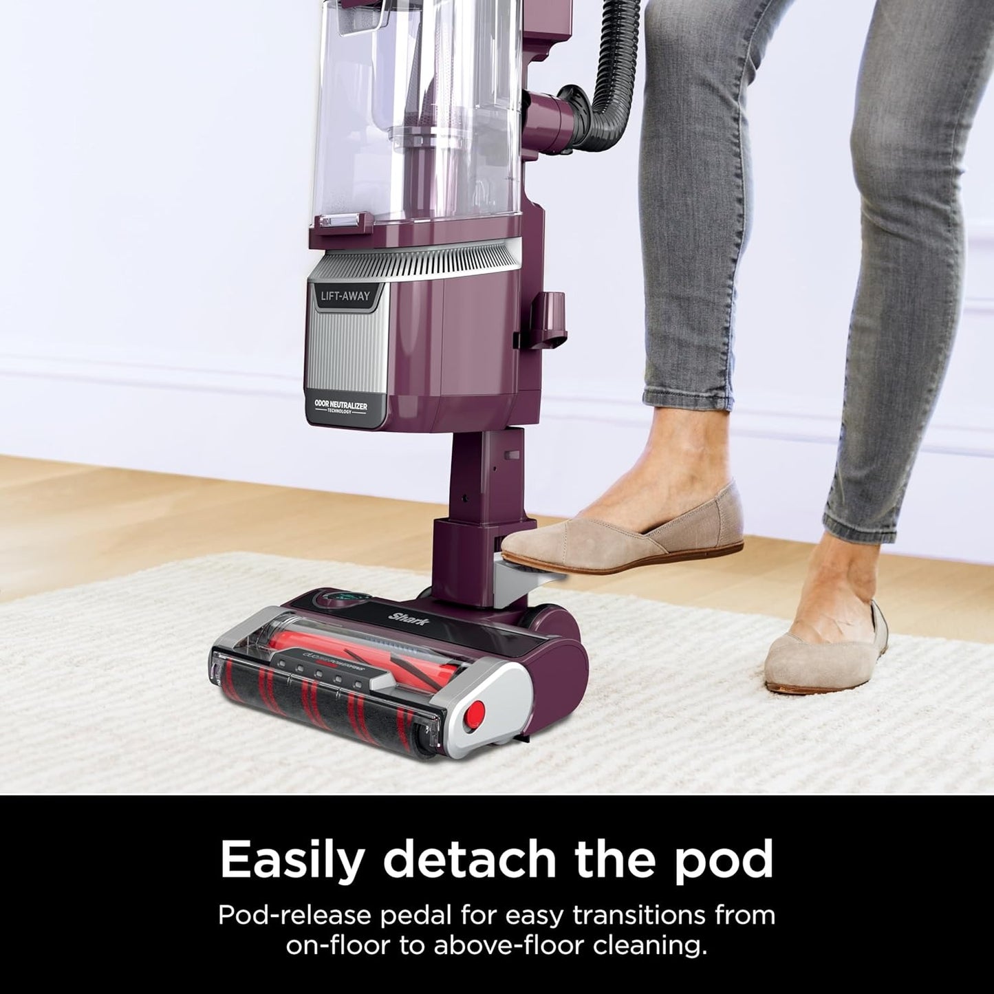 Shark LA702 Vacuum Cleaner